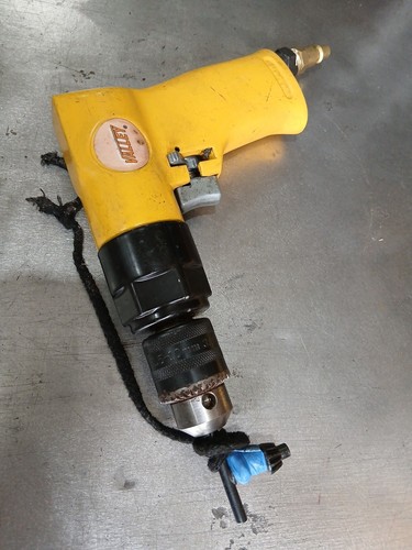 Pneumatic air drill - drill, chuck